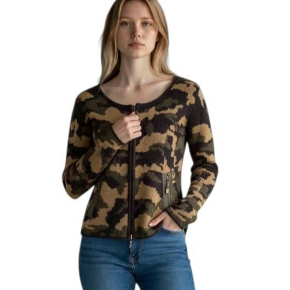 LUMIERE GREEN CAMO ZIP FRONT SWEATER SZ.S EUC.